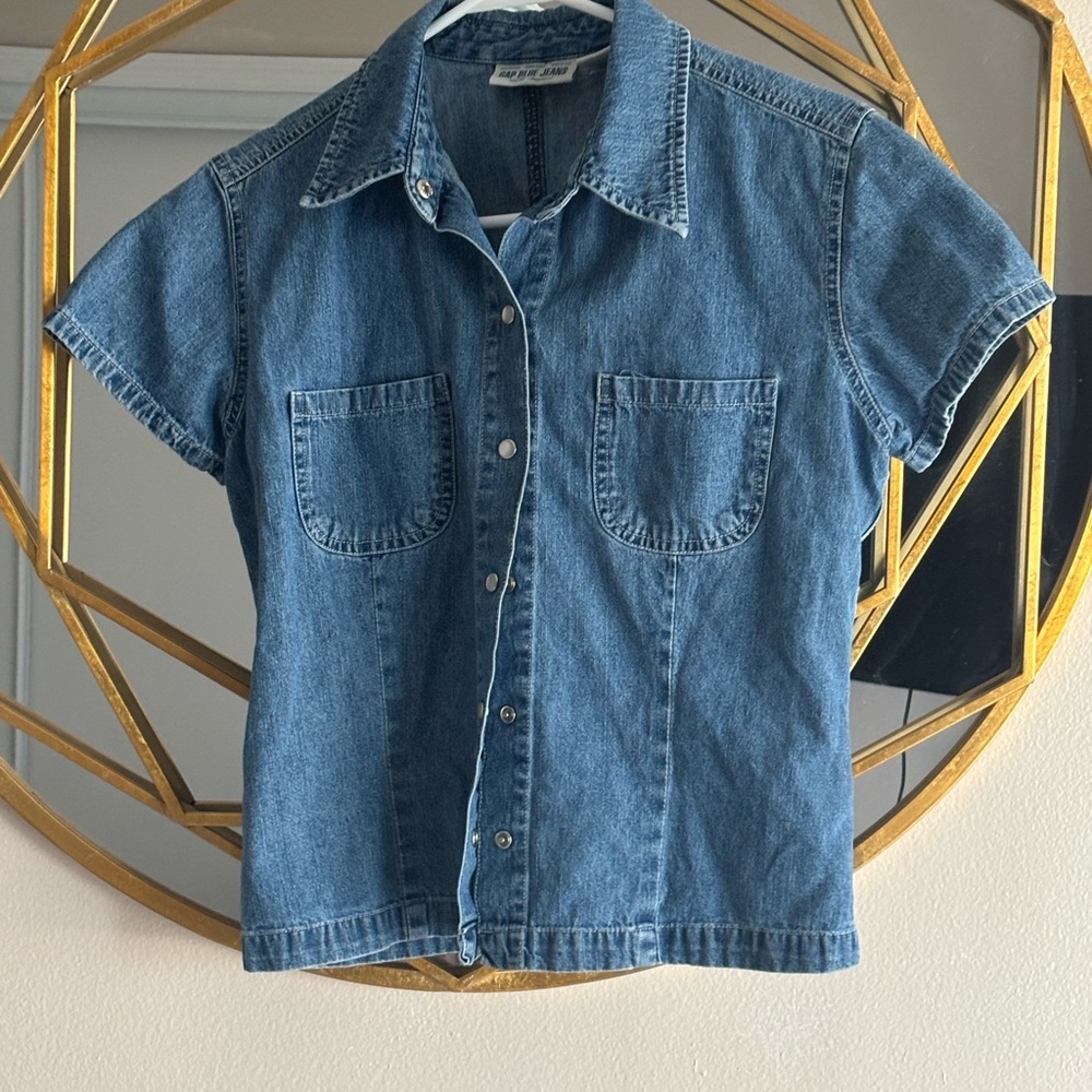 Gap Blue Denim Button-Up Shirt. 100% cotton. Size Small.